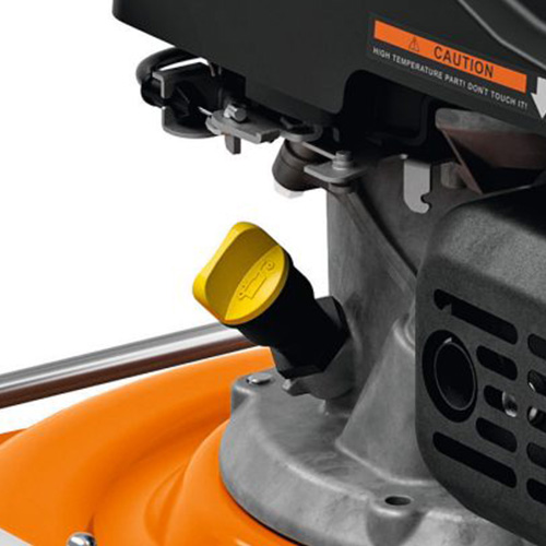 <b>BUJÃO DO ÓLEO</b>
Bujão RM 2 R evita impurezas e facilita o abastecimento. Indicador permite verificar o nível do óleo rapidamente.