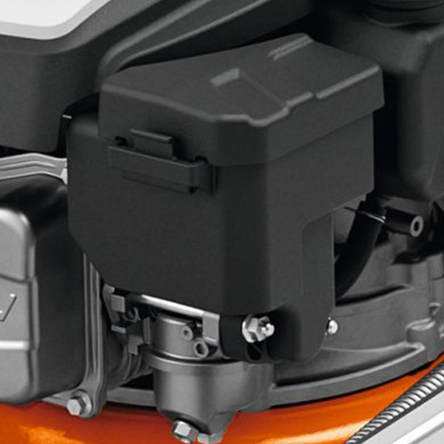 <b>FILTRO DE AR</b>
A ampla área de filtragem permite trabalhar por longos períodos garantindo uma excelente produtividade.