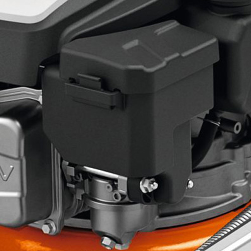 <b>FILTRO DE AR</b>
Filtrar o ar. A ampla área de filtragem permite trabalhar por longos períodos garantindo uma excelente produtividade.