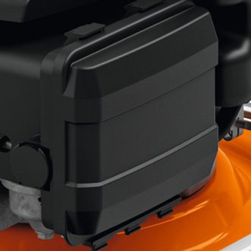 <b>FILTRO DE AR</b>
Filtrar o ar. A ampla área de filtragem do RM 2 R permite trabalhar por longos períodos garantindo uma excelente produtividade.