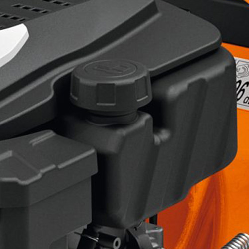 <b>TANQUE DE COMBUSTÍVEL</b>
O resistente tanque de combustível e sua excelente vedação evitam a contaminação da gasolina e eventuais desperdícios por vazamentos.